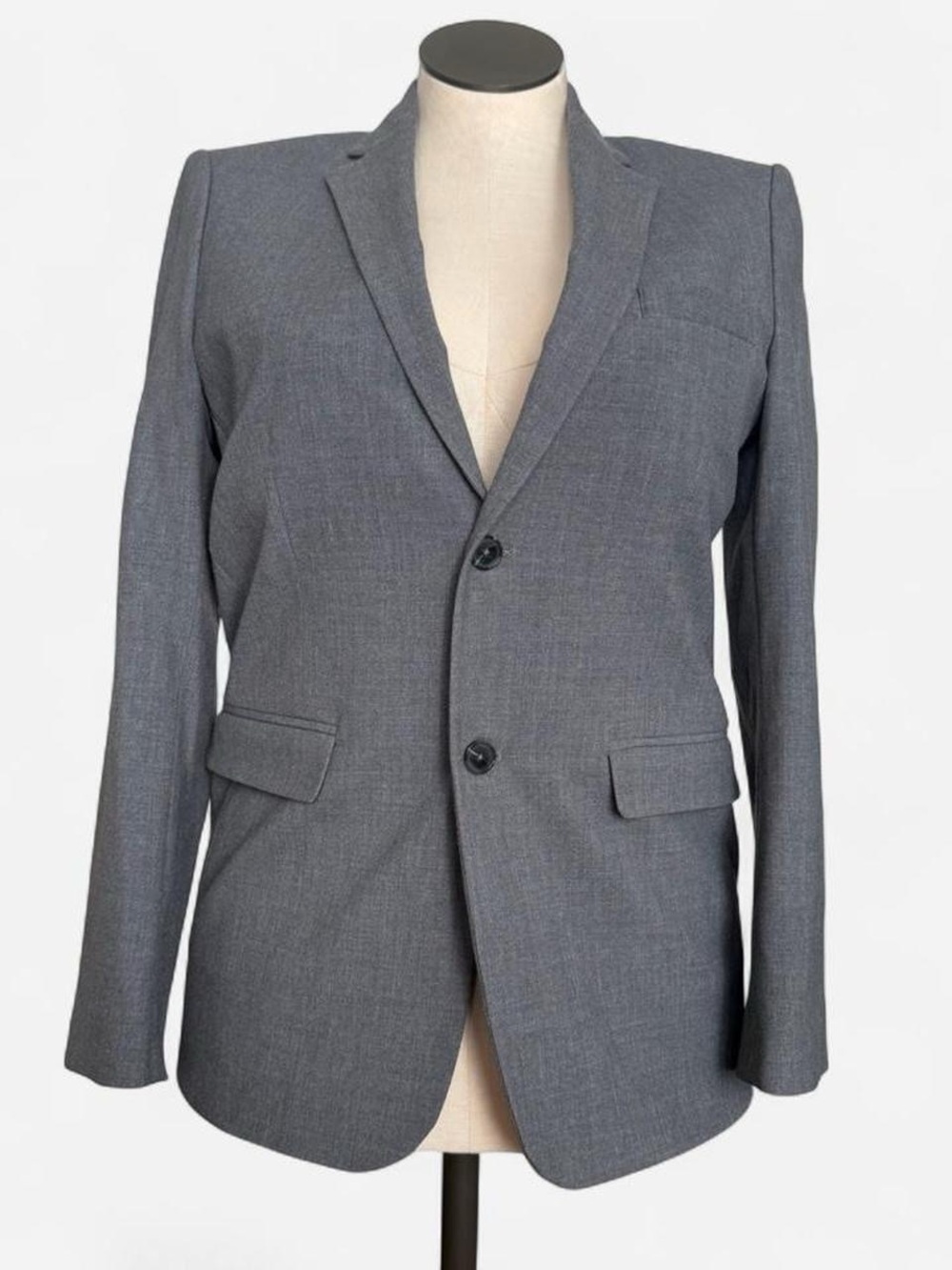 Calvin Klein Women’s Tailored Gray Two-Button Blazer